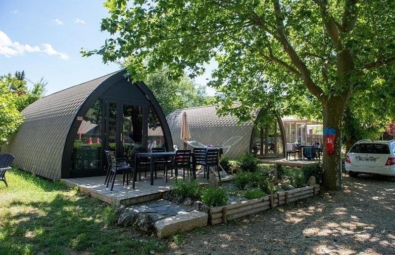 Camping Le Pre Morjal Ispagnac Exterior photo